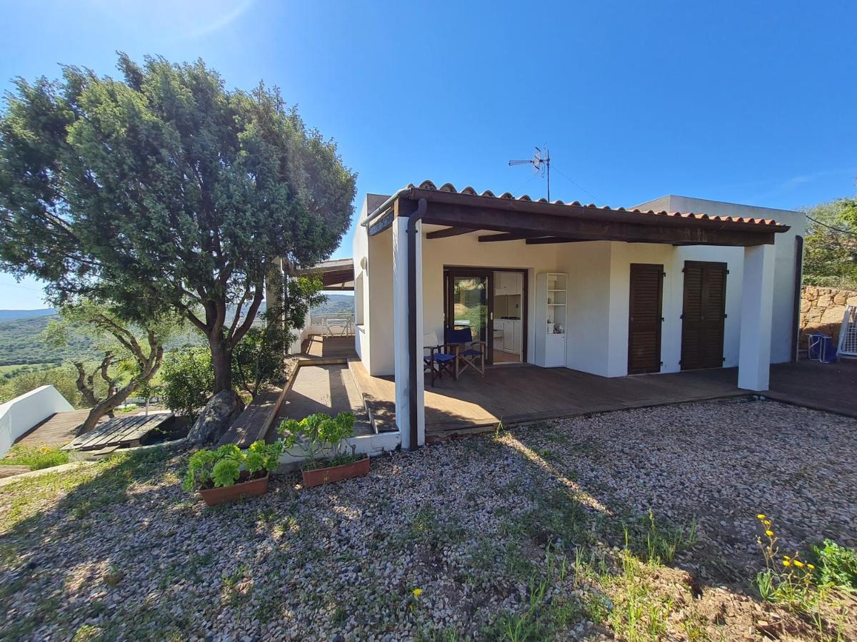 Holiday Homes Porto San Paolo  Exterior photo